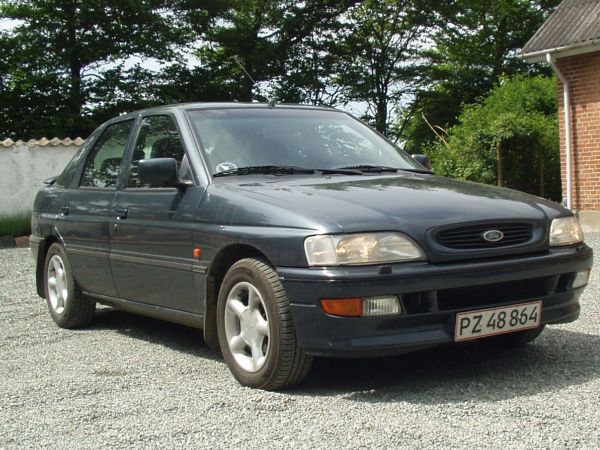 Ford Escort Sport 1.8