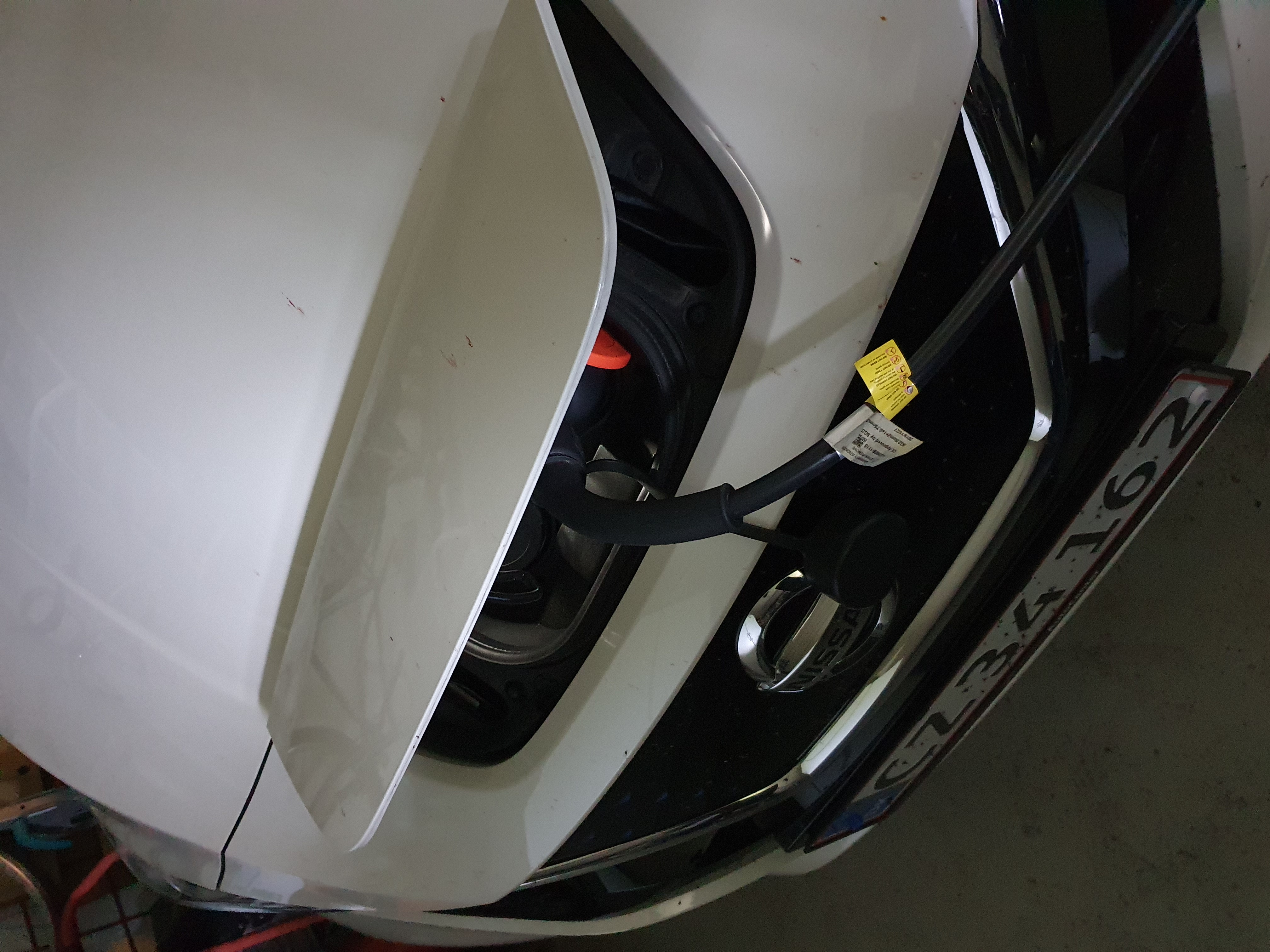 Nissan Leaf ladeport lukket